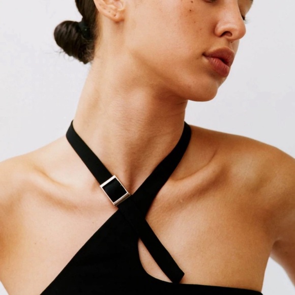 With Jean Buckle Top - Picture 2 of 6